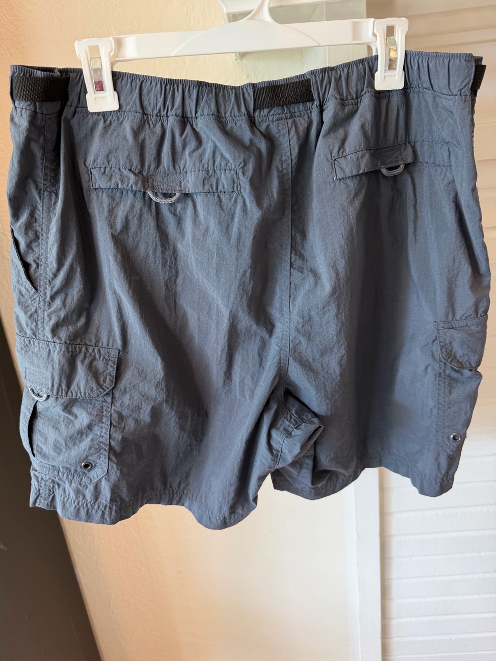 REI Men’s Gray Nylon Cargo Shorts Size L Adjustable Waist Outdoor Hiking Utility - Picture 2 of 6